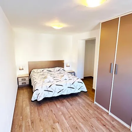 Ayora - Btb Villa *