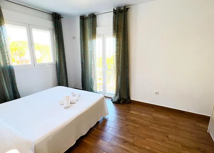 Villa Ayora - Btb