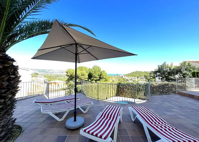Villa Ayora - Btb *